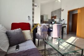 Pakoštane 3-soban apartman, Pakoštane, Apartamento