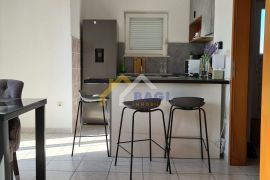 Pakoštane 3-soban apartman, Pakoštane, Διαμέρισμα