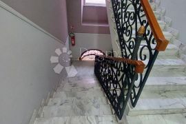 Idealan poslovni prostor, Pula, Commercial property