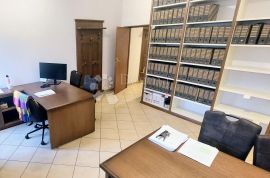 Idealan poslovni prostor, Pula, Commercial property