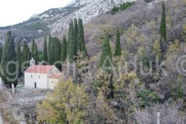 Makarska 11466 m2 zemljište uz planinu Biokovo, Makarska, Zemljište