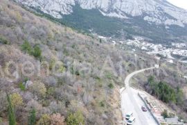 Makarska 11466 m2 zemljište uz planinu Biokovo, Makarska, Zemljište