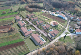 Tradicionalna Istarska vila s bazenom, okolica Žminja, Žminj, House