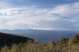 Teren u blizini mora s pogledom na Hvar, Vela Luka, Tierra