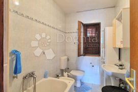 SAMO U DOGMI! PREDIVNA VELIKA KUĆA VEPRINAC - 4. STANA 350m2, Opatija - Okolica, Maison