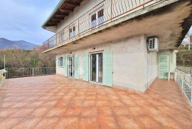 SAMO U DOGMI! PREDIVNA VELIKA KUĆA VEPRINAC - 4. STANA 350m2, Opatija - Okolica, Famiglia