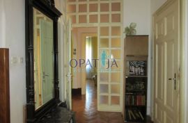 OPATIJA - Kompletna opatijska villa, odlična prilika za investiciju, Opatija, Haus