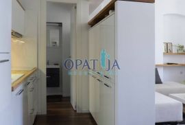 OPATIJA - Kompletna opatijska villa, odlična prilika za investiciju, Opatija, Famiglia