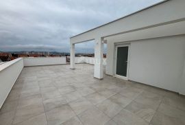 ZADAR, PLOVANIJA - Predivan penthouse u novogradnji, Zadar, Kвартира