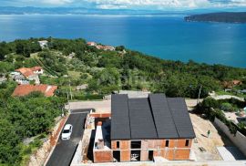 OPATIJA, SV. JELENA - villa 250m2 s panoramskim pogledom na more i bazenom + uređena okućnica 1200m2, Mošćenička Draga, Maison