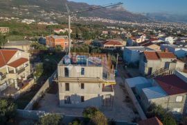 RUDINE - STAN NOVOGRADNJA 78 m2 + BAZEN + VRT (S1), Kaštela, Wohnung