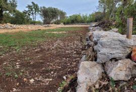 Otok Krk, Šilo -  Očišćeno, ravno poljoprivredno zemljište, buduće građevinsko, 600m do prekrasnih plaža, mora i supermarketa s pristupnim putem!, Dobrinj, Land