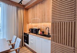 Opremljen nov apartman od 35m2 jedna spavaća u sklopu novog naselja nadomak Snježna dolina Resorta i staze Trnovo, Pale, Appartment