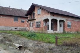 Useljiva kuća u blizini Koprivnice i Ludbrega, 55.000 eur!, Rasinja, House