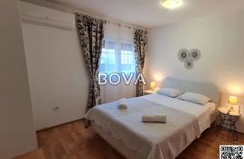 Kuća 129 m2 – Debeljak *Bazen* (ID-2375), Sukošan, House