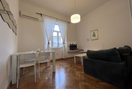 RIJEKA, SUŠAK - uređen 1S + DB u blizini centra grada, Rijeka, Flat