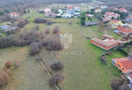 Labin, okolica građevinsko zemljište nadomak grada, Labin, Tierra