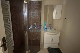 Opatija- strogi centar stan 64 m2 novouređen sa parkingom, Opatija, Appartment