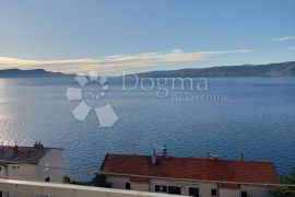 Top apartman 100 m od plaže !!, Senj, Flat