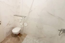 MODERNA NOVOGRADNJA 255 m2, Sesvete, بيت