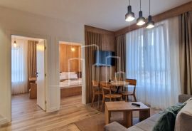 Opremljen nov apartman od 40m2 dvije spavaće u sklopu novog naselja nadomak Snježna dolina Resorta i staze Trnovo, Pale, Wohnung