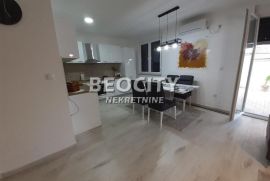 Novi Sad, Adice, Rastka Petrovića , 3.0, 71m2, Novi Sad - grad, Apartamento