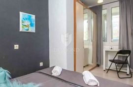 Rovinj, šarmanatan stan na traženoj lokaciji, Rovinj, Apartamento