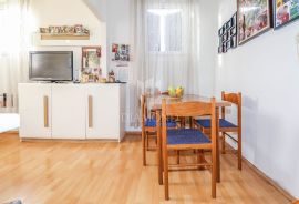 Rovinj, stan sa impozantnim pogledom na grad i more, Rovinj, Apartamento