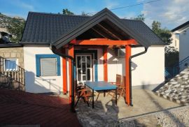 KARLOBAG - villa na moru 450m2, Karlobag, Дом