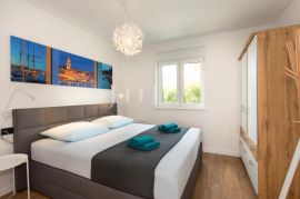 Prekrasan penthouse s pogledom na more - grad Krk, Krk, Kвартира