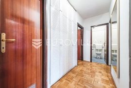 Zagreb, Rudeš, trosoban stan NKP 75 m2, Zagreb, Kвартира