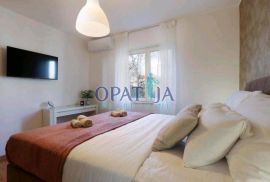 Opatija- Pobri stan s panoramskim pogledom na Kvarner, Opatija - Okolica, Appartment