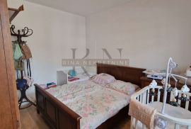 ZAGREB - STENJEVEC, NOVIJI DVOSOBAN LIJEPO NAMJEŠTEN ,KVALITETAN -PREPORUKA!!!, Stenjevec, Apartamento