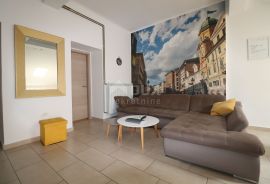 RIJEKA, CENTAR - Moderni 2S+DB stan/apartman za najam, Rijeka, Διαμέρισμα