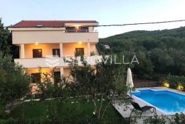 Čiovo, Arbanija, prekrasna kuća s bazenom, Trogir - Okolica, Kuća