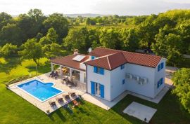 Predivna villa okružena zelenilom, Labin, Istra, Labin, Famiglia