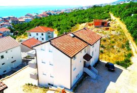 VISOKO POTKROVLJE SA PANORAMSKIM POGLEDOM, Crikvenica, Appartment