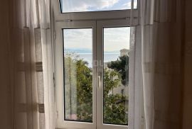 OPATIJA, CENTAR - stan za najam u povijesnoj vili, 50m od mora, Opatija, Appartment