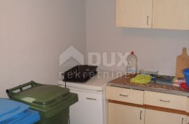 CRIKVENICA - Apartman 2S+DB i ljetna kuhinja 2. red od mora, Crikvenica, Apartamento