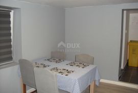 CRIKVENICA - Apartman 2S+DB i ljetna kuhinja 2. red od mora, Crikvenica, Daire