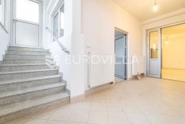 Zagreb, Špansko, poslovni prostor NKP 269 m2,  2 PM, Zagreb, Propriedade comercial