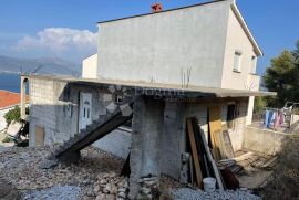 ČIOVO (ARBANIJA) - KUĆA ZA RENOVACIJU BLIZU MORA, Trogir - Okolica, Дом