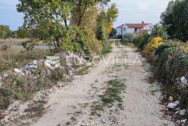 Krnica, Jovići, građevinsko zemljište s građevinskom dozvolom i svim komunalnim priključcima, Marčana, Terra