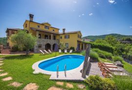 Predivna villa na prekrasnoj lokaciji, Pazin, okolica, Istra, Pazin, Famiglia