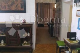 OGROMNI STAN U STROGOM CENTRU ZAGREBA!, Donji Grad, Apartamento