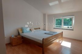 Dvoetažni apartman blizu mora, Rab, Appartement