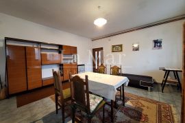 PANTOVČAK- garsonijera u prizemlju, 35m2, Zagreb, Appartment