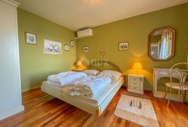 OPATIJA, LOVRAN - elegantan stan u kući, 300m od mora, pogled, terasa, Lovran, Apartamento