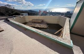 RIJEKA, KOZALA, samostojeća kuća s bazenom i panoramskim pogledom na more, Rijeka, Casa