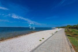 PEROJ, ZEMLJIŠTE 317 M2 SKRIVENO OD POGLEDA, Vodnjan, Land